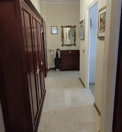 Apartment Alloggio Incantevole *